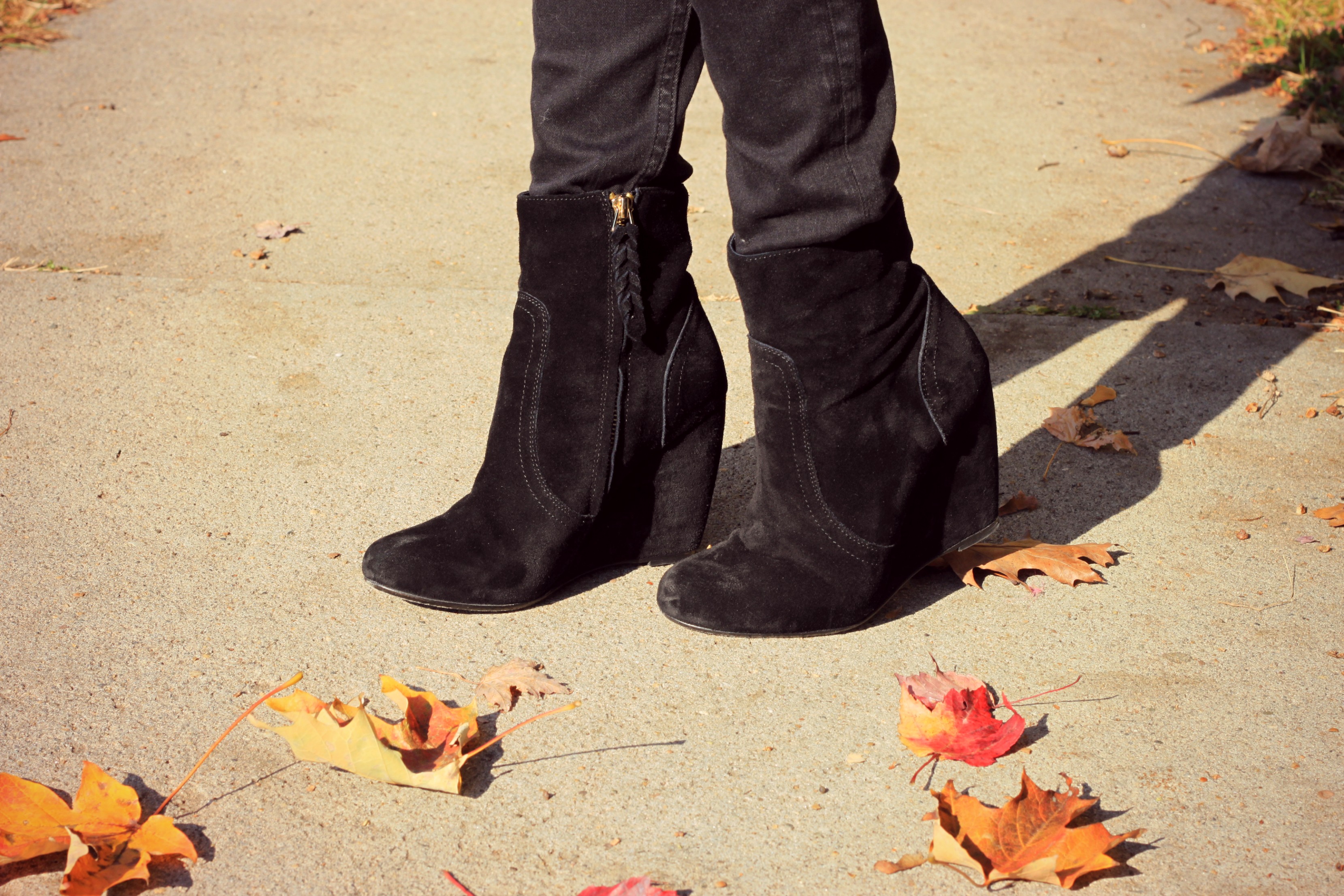 Oh So Glam: Joie Oakley Wedges