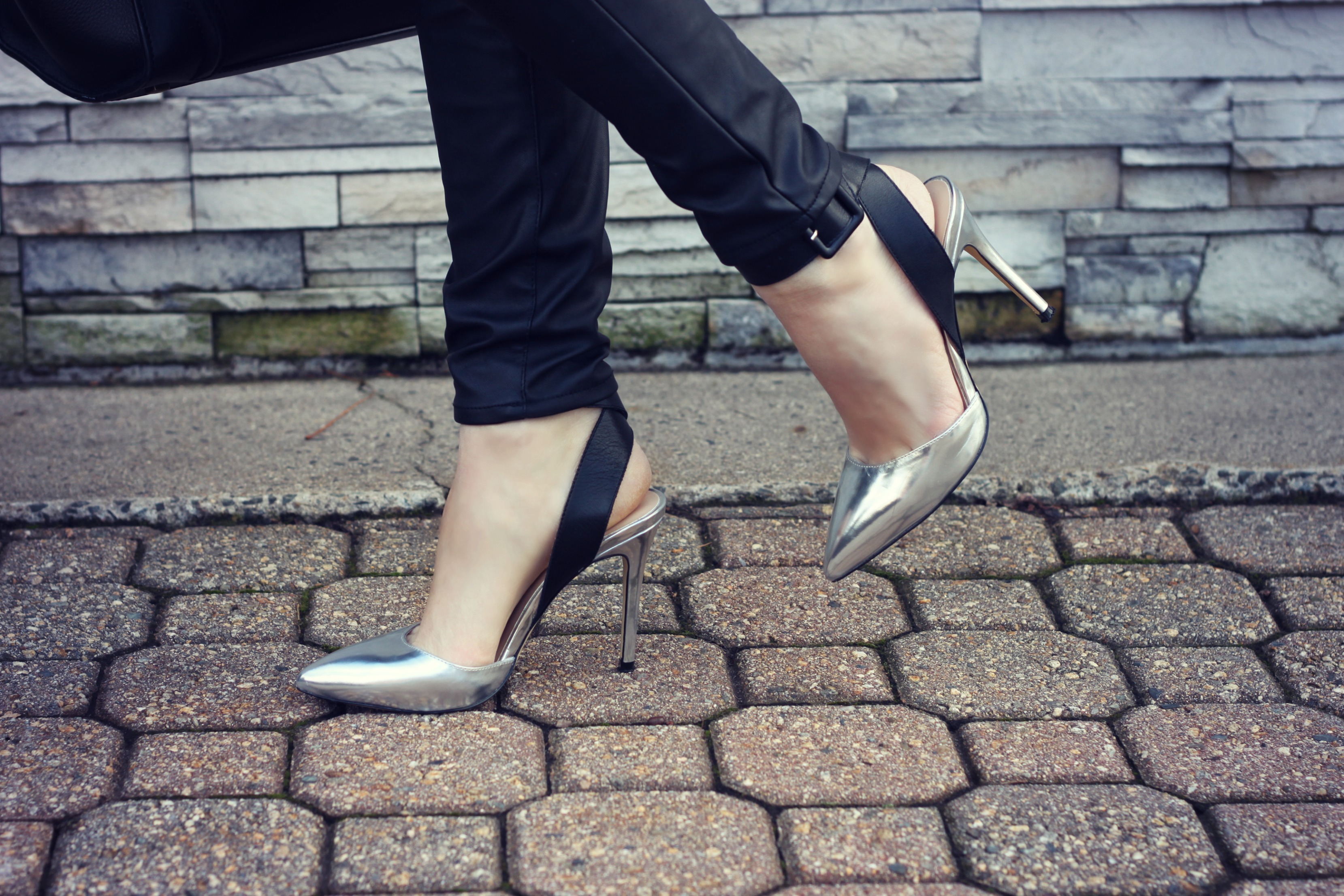 Oh So Glam: ShoeMint Lola