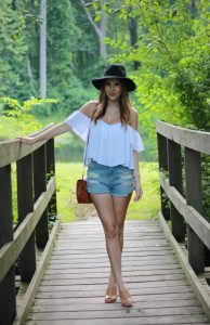 Oh So Glam: Off the Shoulder