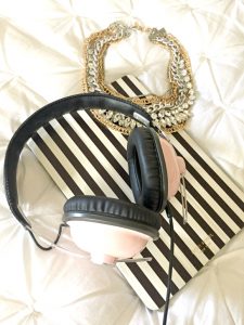 Oh So Glam: Panasonic Headphones