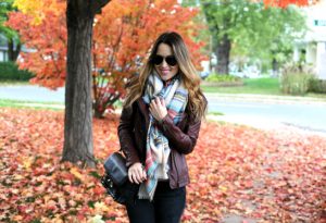 Oh So Glam: Blanket Scarf