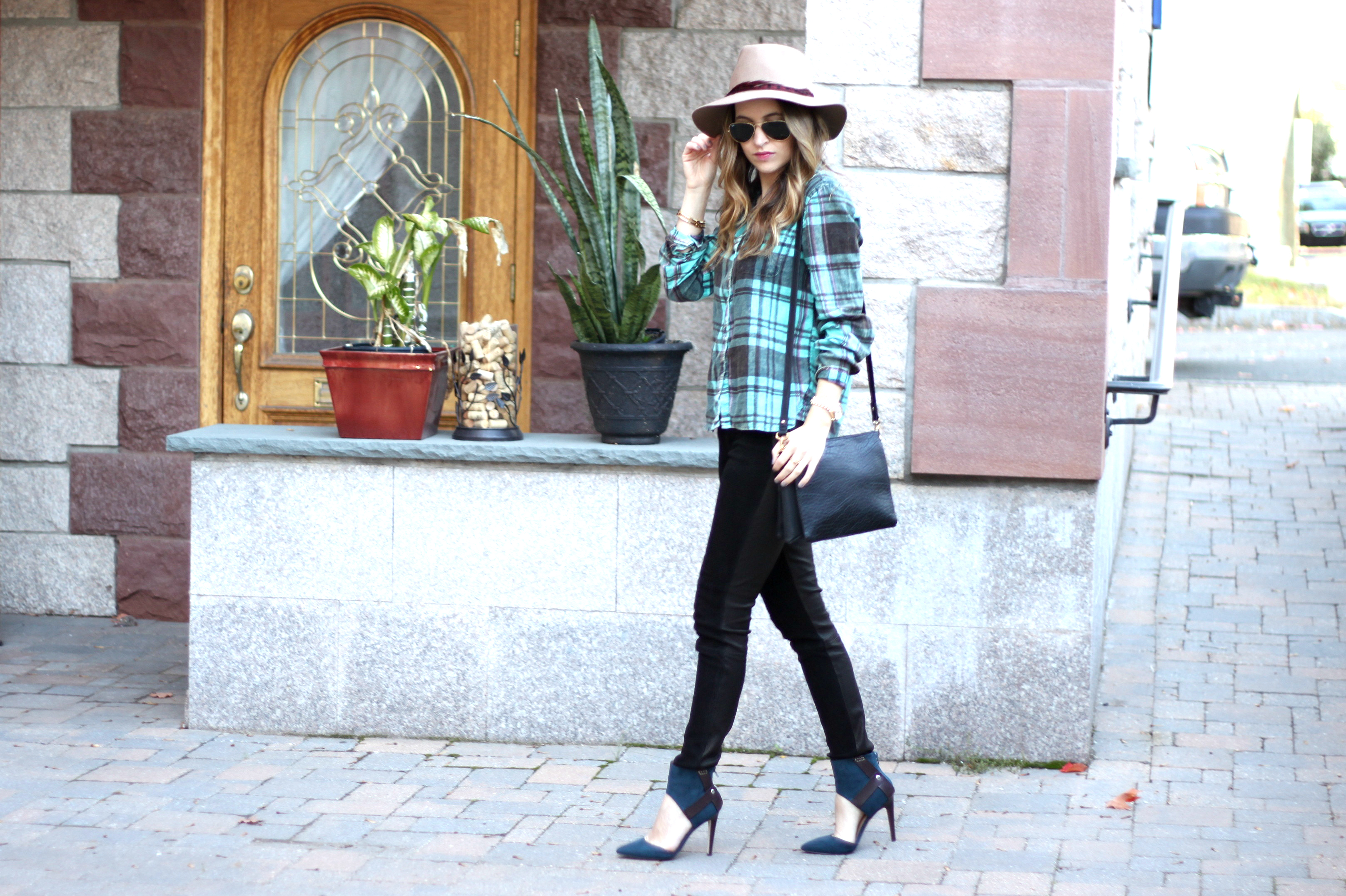 Oh So Glam: Leather Pants