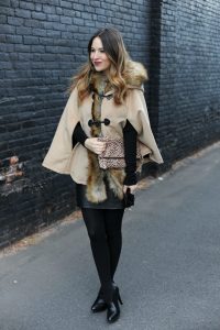 Oh So Glam: Holiday Cape