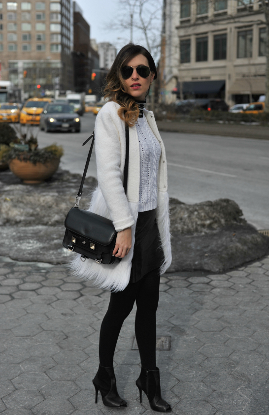 Sheinside  White Long Sleeve Contrast Faux Fur Woolen Coat