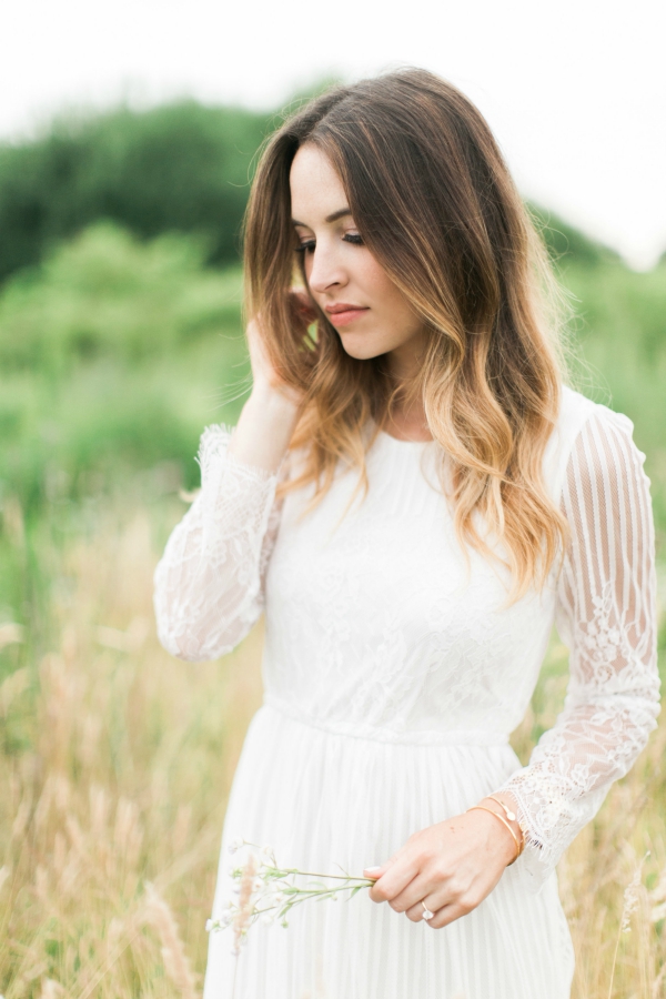 Oh So Glam Engagement Photos | Photos by Rebecca Arthurs