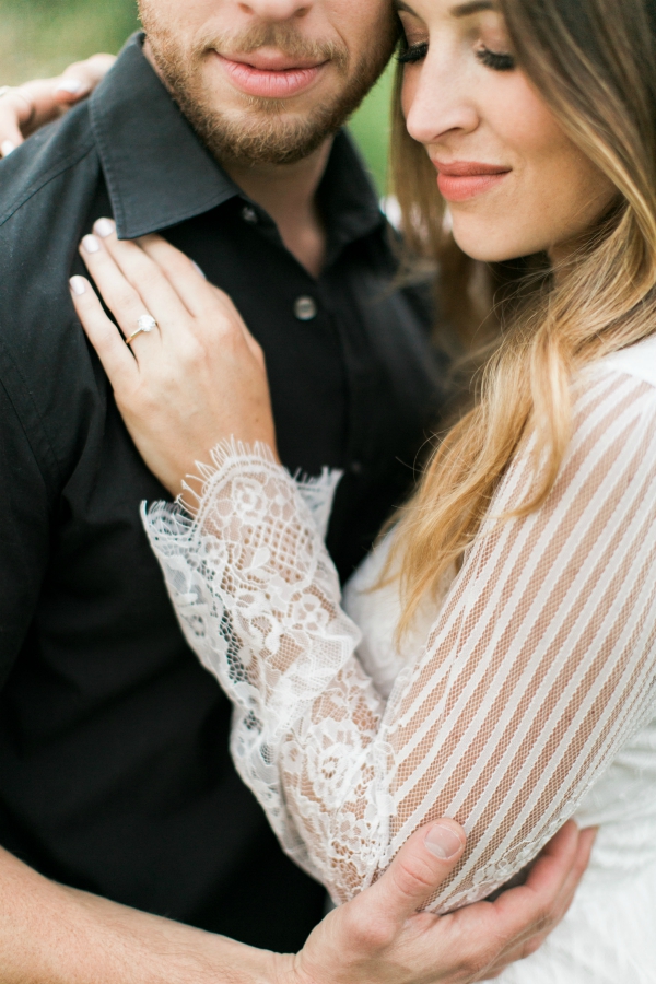 Oh So Glam Engagement Photos | Photos by Rebecca Arthurs