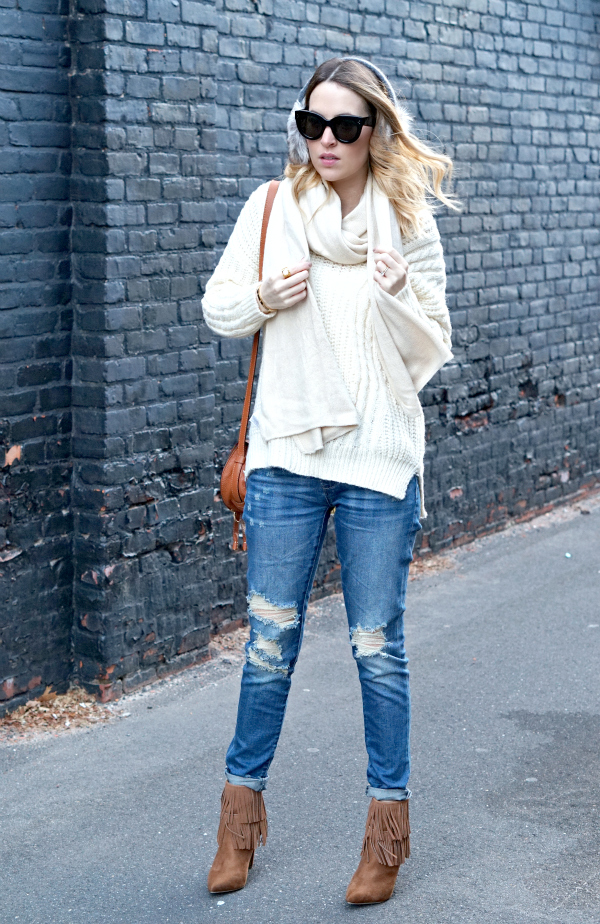 Cream Sweater Boyfriend Jeans