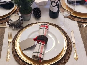 Holiday Tablescape Idea