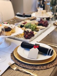 Holiday Tablescape Idea