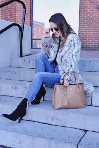 How to Wear Leopard Faux Fur Coat