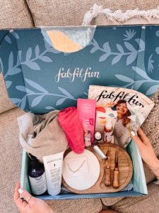 FabFitFun's Summer Editor's Box